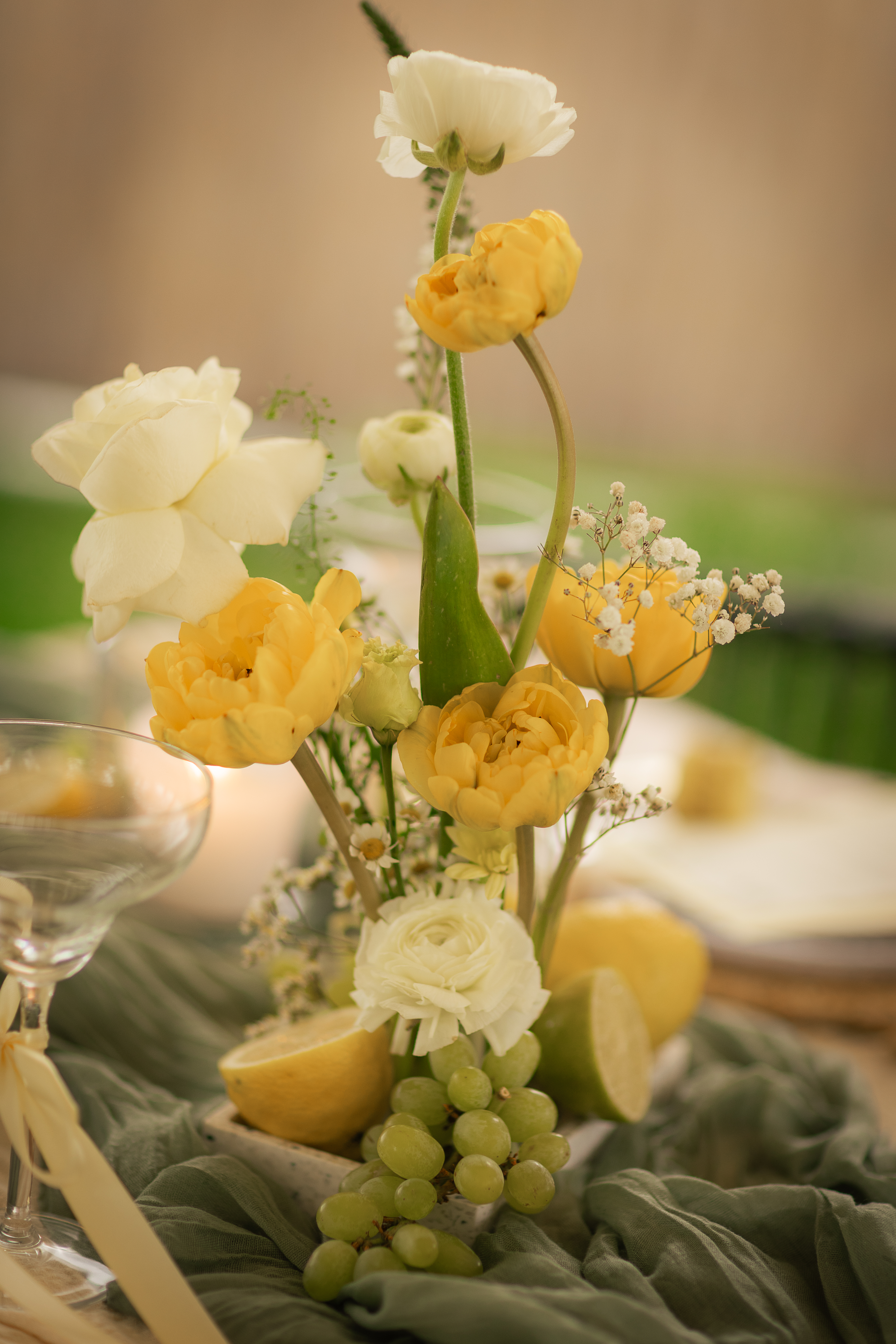 Gelbe Tulpen und Zitronen – Citrus Punch