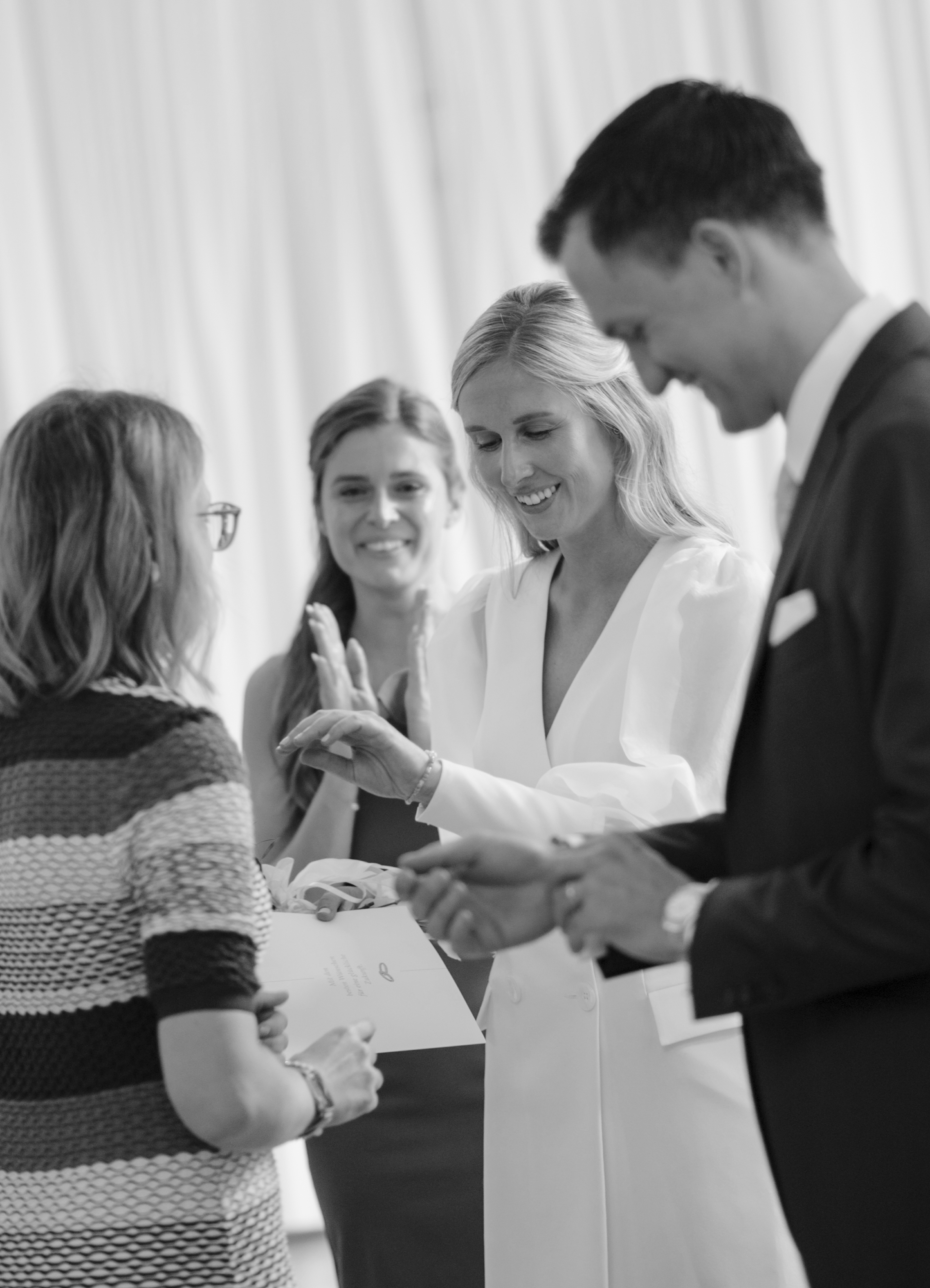 Wunderschöne Hochzeitszeremonie - Freie Trauung mit Traurednerin Yvonne Krienke