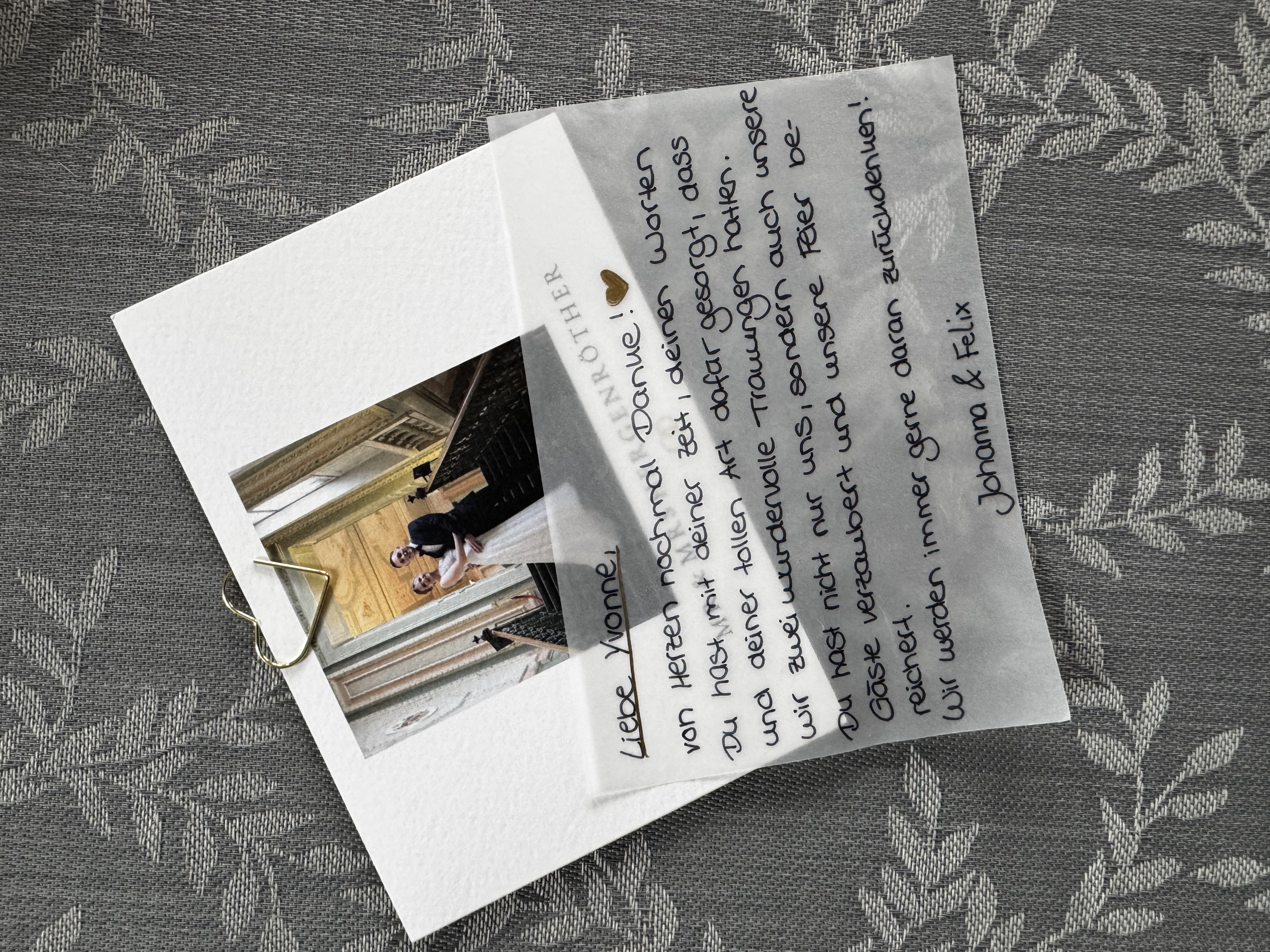 Emotionale Trauzeremonie